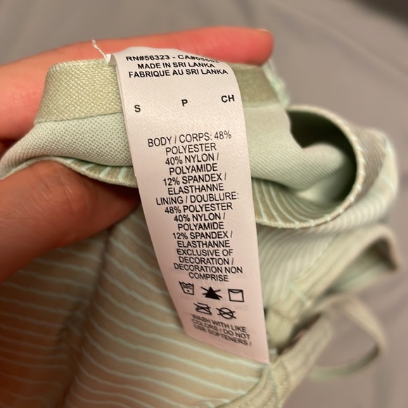 NWT Nike dri fit adv yoga double layered sports bra - Picture 7 of 7